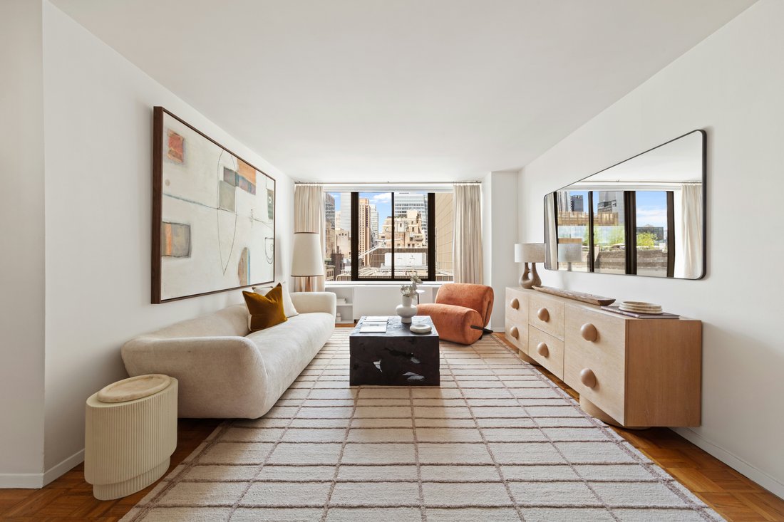 Condo in New York, New York, United States 2 - 17738032