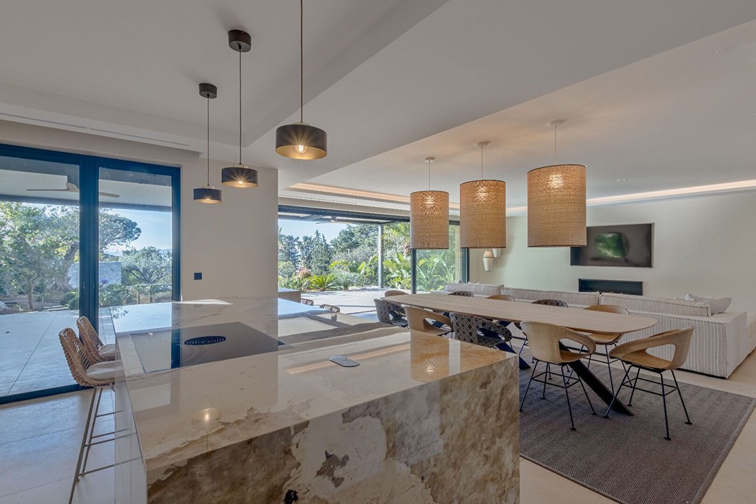 Villa in Nartelle-Noyer-Bellevue-bd des Sardinaux, Sainte-Maxime, France 5 - 16707046