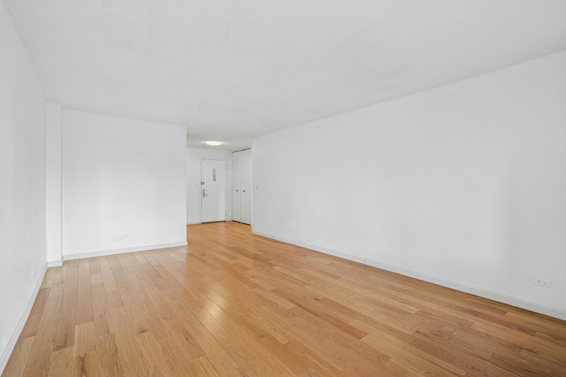 Co Op in New York, New York, United States 4 - 17260331