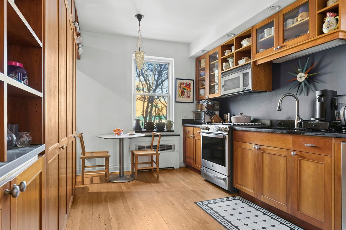Co Op in New York, New York, United States 3 - 17487205