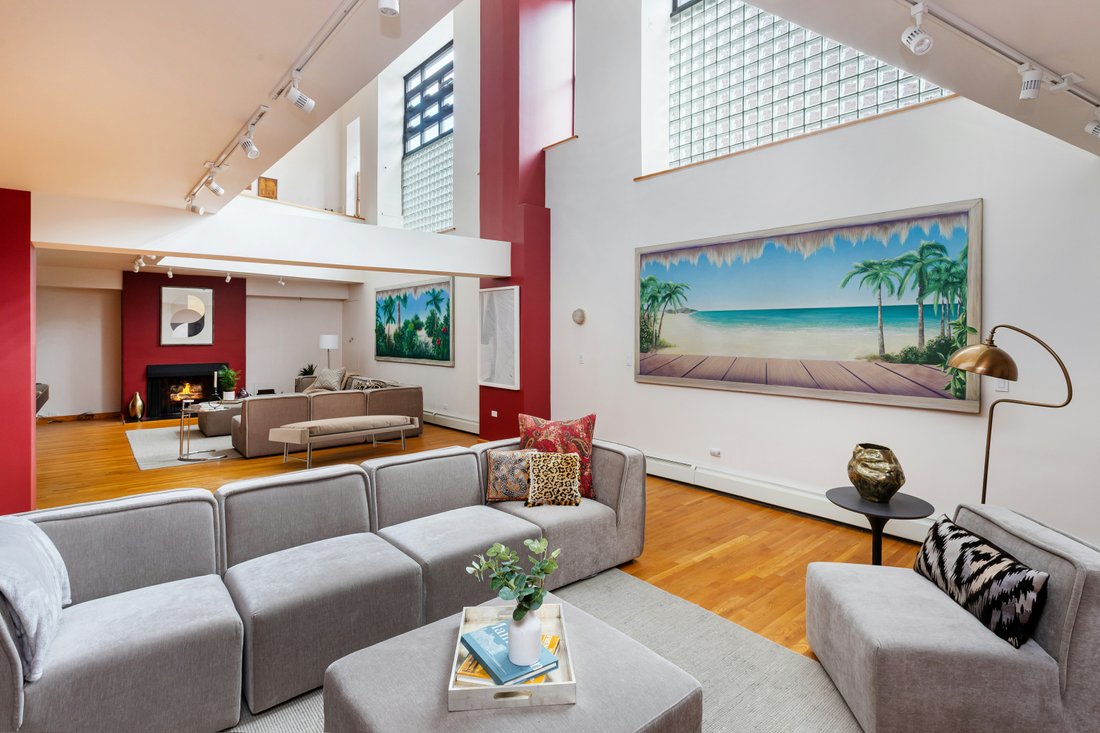 Co Op in New York, New York, United States 1 - 17774981