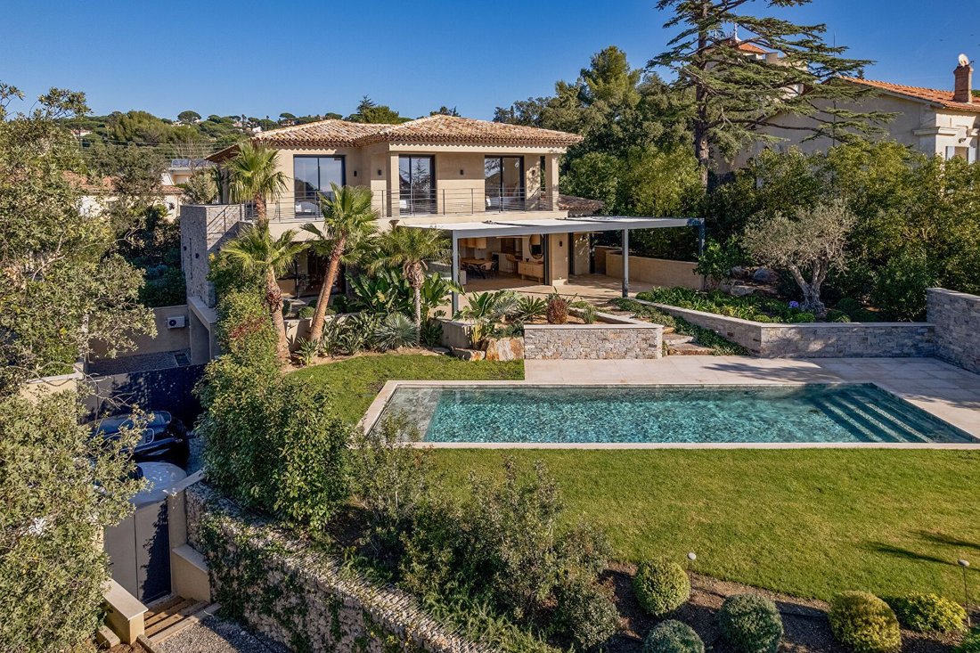 Villa in Nartelle-Noyer-Bellevue-bd des Sardinaux, Sainte-Maxime, France 2 - 16707046