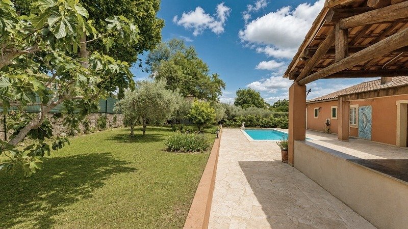 House in Lauris, Provence-Alpes-Côte d'Azur, France 4 - 17944582