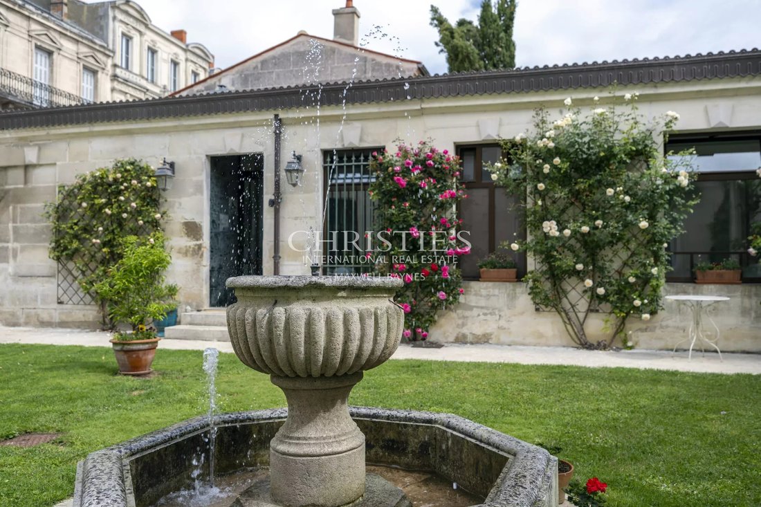 House in Centre Ville Nord, Rochefort, France 3 - 17944647