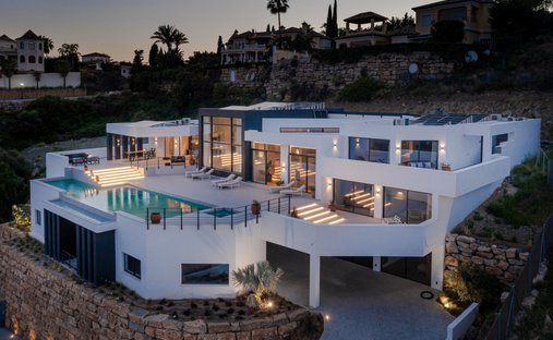 Villa in Benahavis, Andalusia, Spain 1