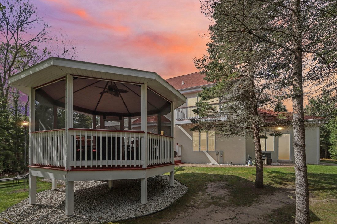 House in Reedsburg, Wisconsin, United States 4 - 17928553