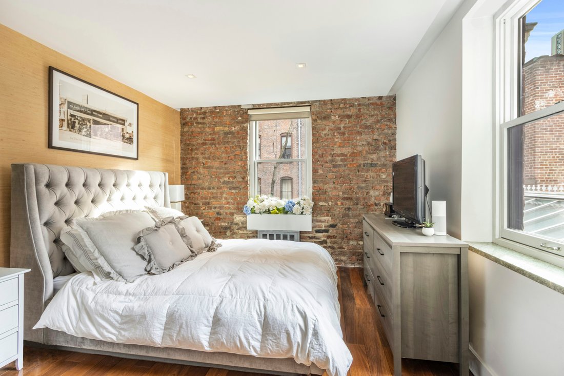 Co Op in New York, New York, United States 3 - 17748976