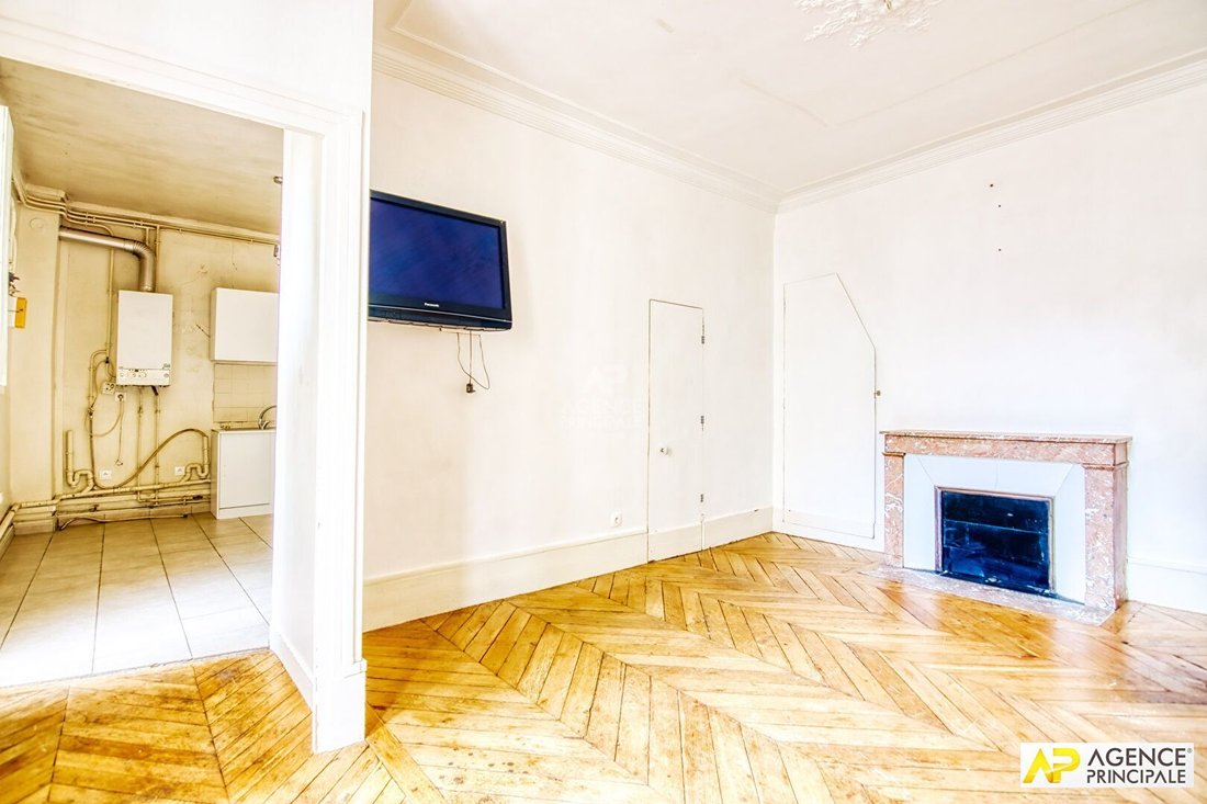 Apartment in Notre Dame, Versailles, France 4 - 17939584