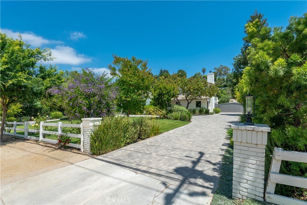 House in Hidden Hills, California, United States 2 - 17930108