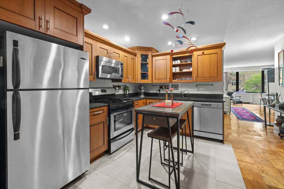 Condo in Boston, Massachusetts, United States 4 - 17945086