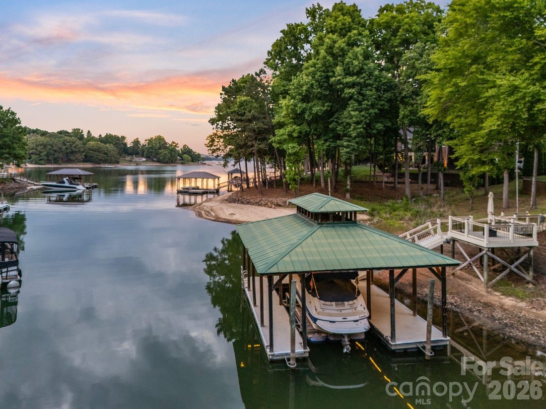 House in Lake Norman of Catawba, North Carolina, United States 1 - 17937978