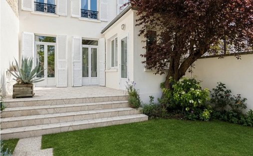 House in Vincennes, Ile-de-France, France 1