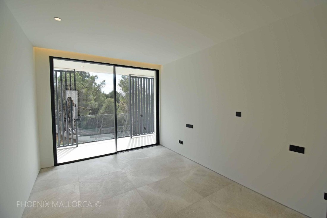 Villa in Camp de Mar, Mallorca, Andratx, Balearic Islands 4 - 17773491