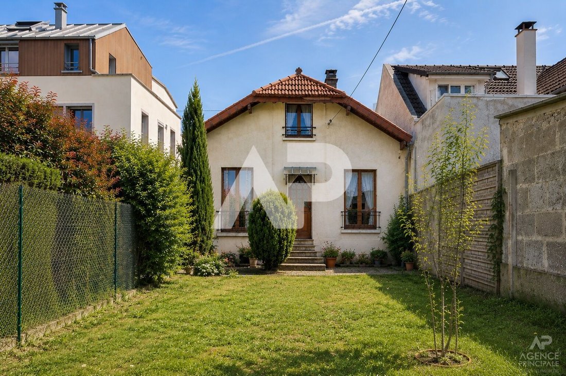 House in Centre Ville, Rueil-Malmaison, France 1 - 17865226