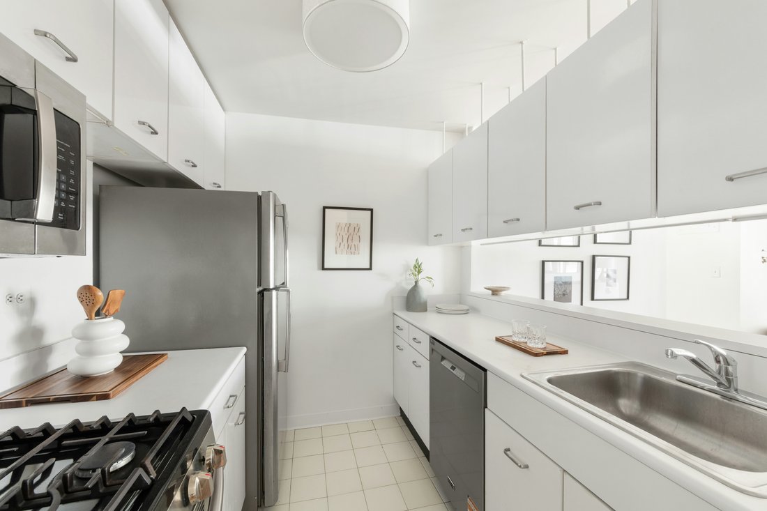 Condo in New York, New York, United States 5 - 17738032