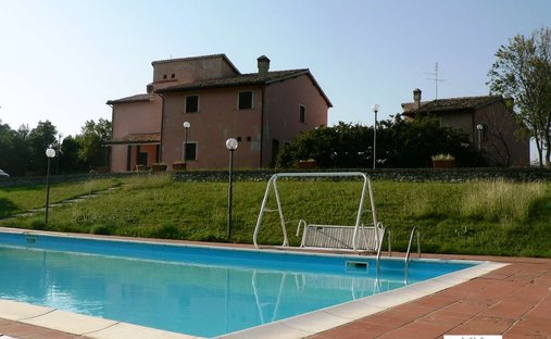 Villa in Spoleto, Umbria, Italy 1