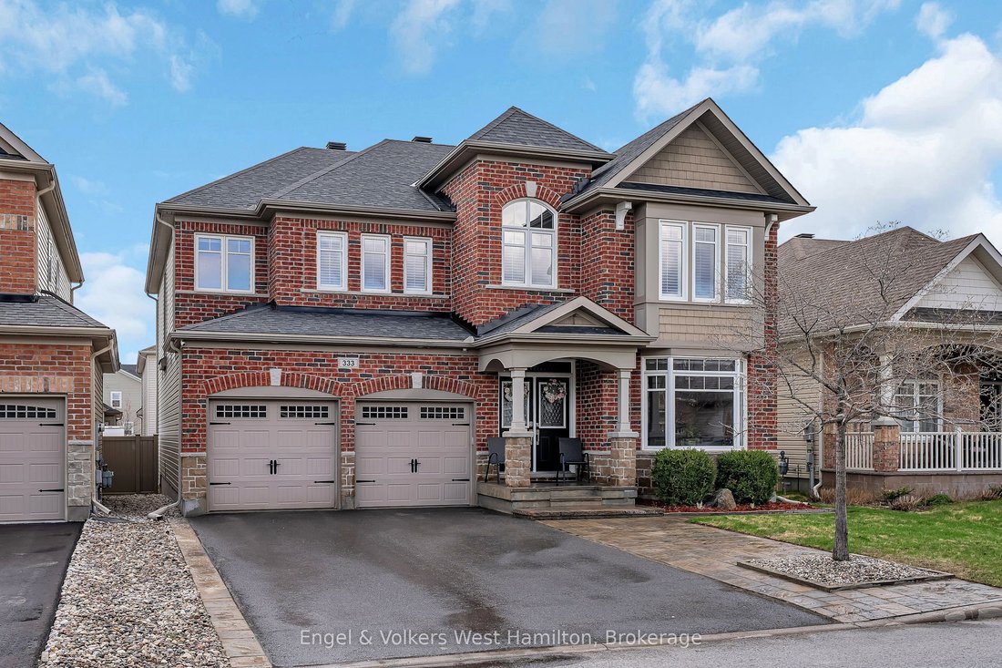 House in Ottawa, Ontario, Canada 1 - 17942724