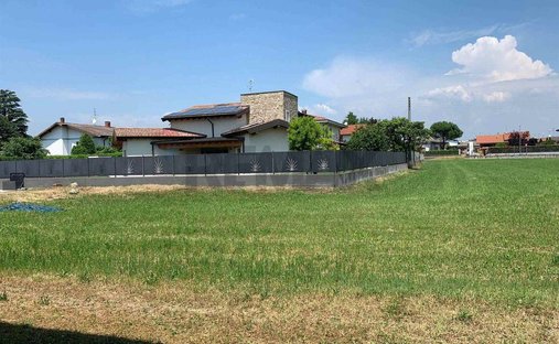Terreno a Casirate d'Adda, Lombardia, Italia 1