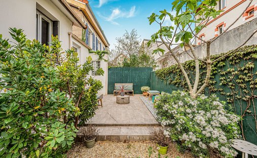 House in Les Sablonnieres, Malakoff, France 1