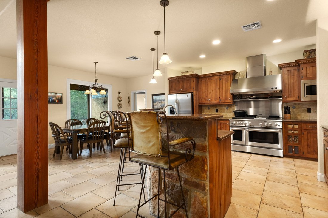 House in New Braunfels, Texas, United States 3 - 17936262
