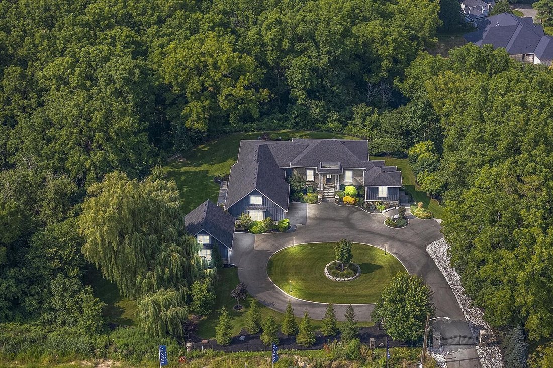 House in Brant, Ontario, Canada 2 - 17930588