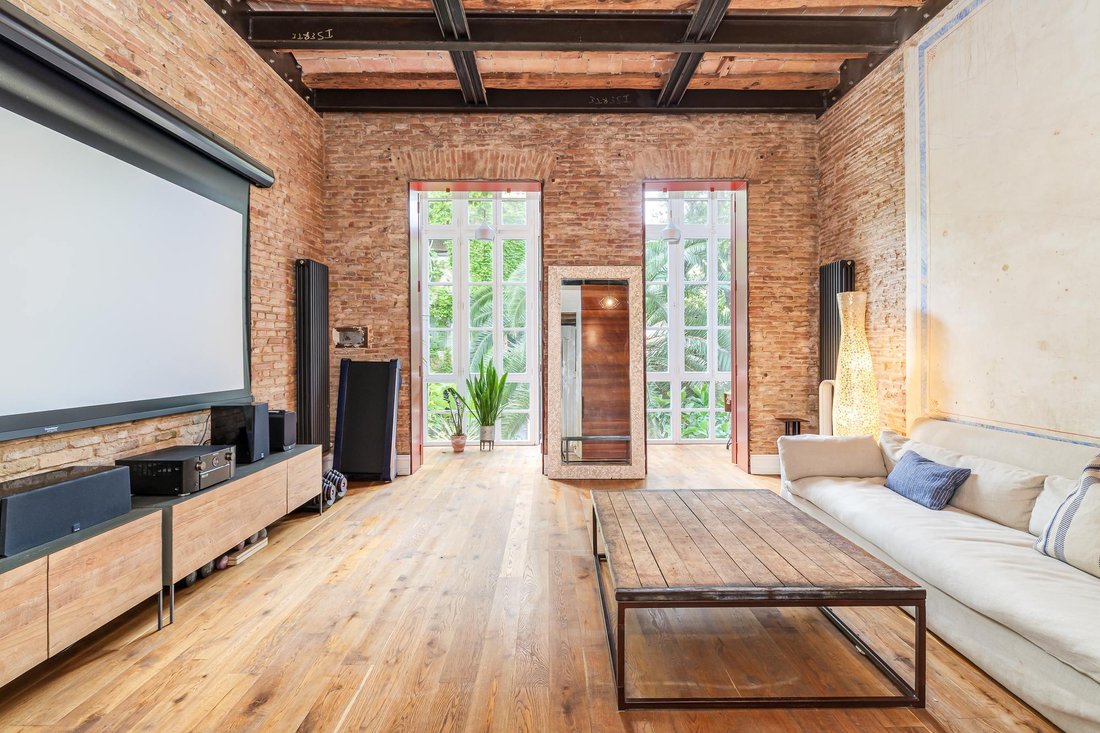 Apartment in Ciutat Vella, Barcelona, Spain 4 - 17929781