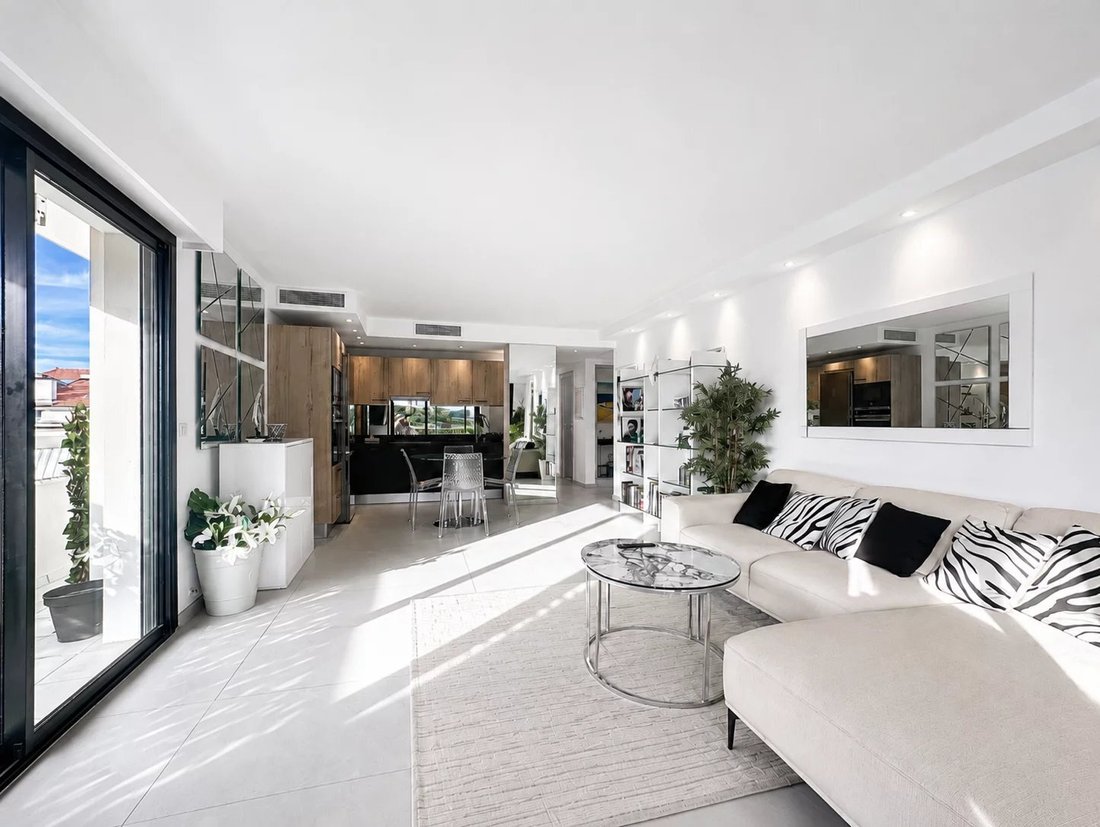 Apartment in Cannes, Provence-Alpes-Côte d'Azur, France 1 - 15360870