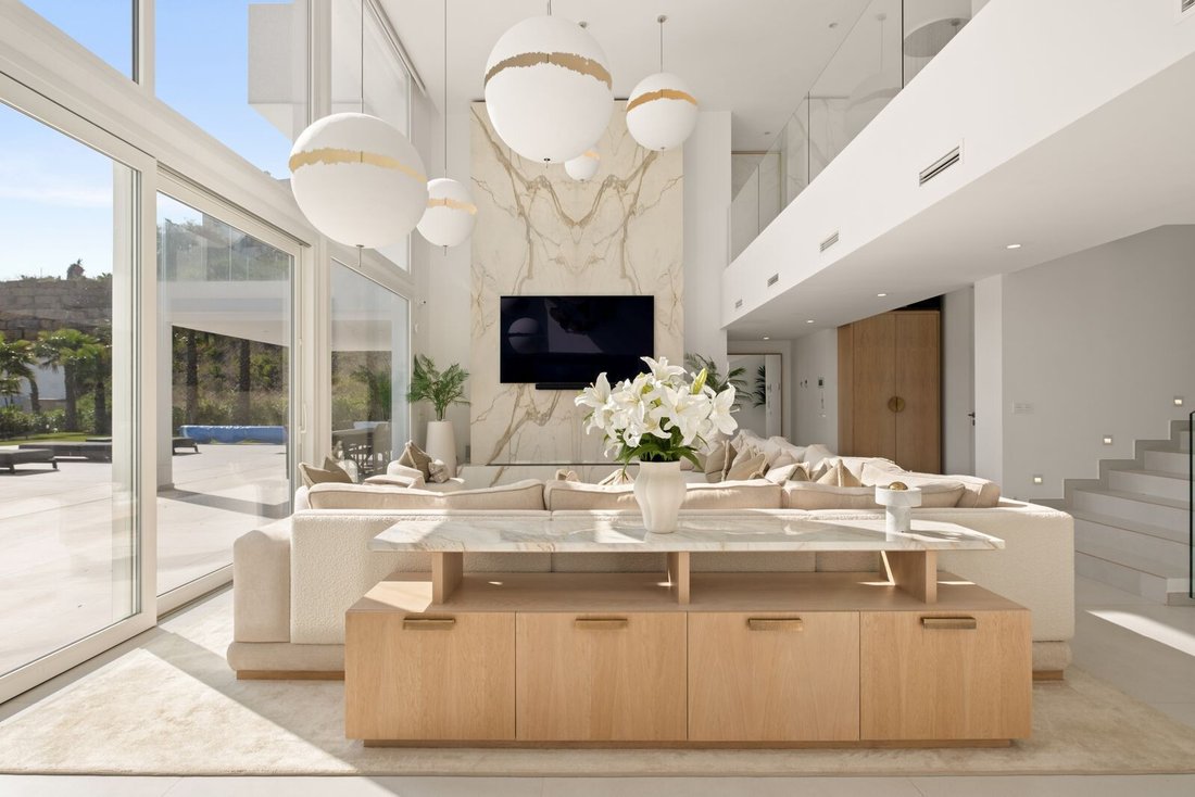Villa en Elviria-Cabopino, Marbella, España 4 - 17928707