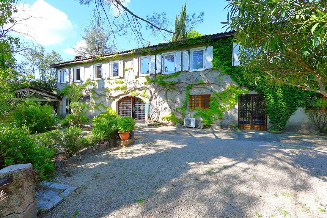House in Grasse, Provence-Alpes-Côte d'Azur, France 2 - 16334975