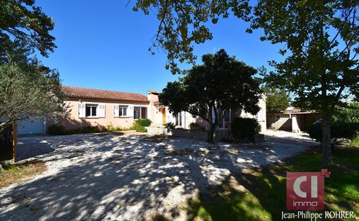House in Besse-sur-Issole, Provence-Alpes-Côte d'Azur, France 1