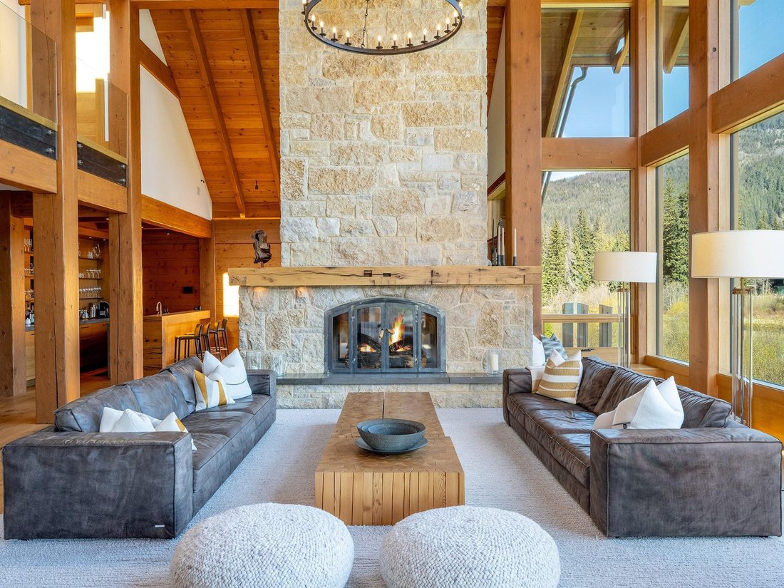 House in Whistler, British Columbia, Canada 3 - 17941816