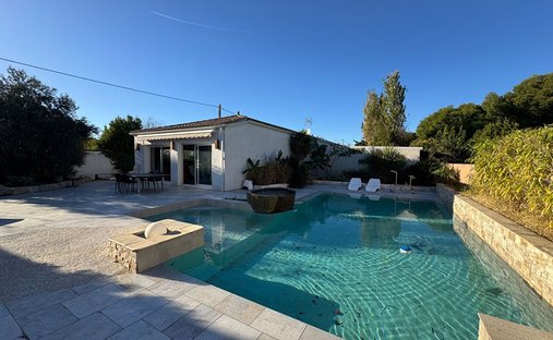 Villa in Ancien Hôpital, Beziers, France 1