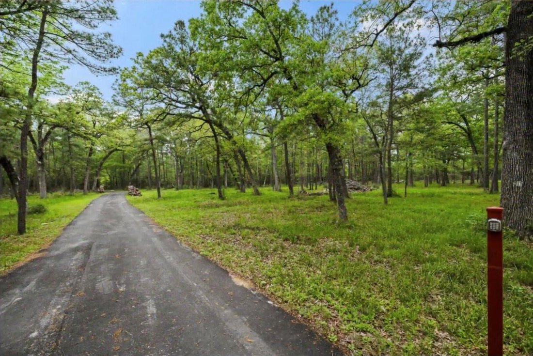 House in Waller, Texas, United States 4 - 17940940