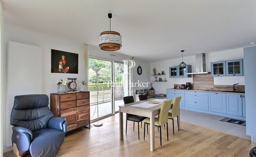 Apartment in Bernus-Kergypt-Keruzen-Campen, Vannes, France 1