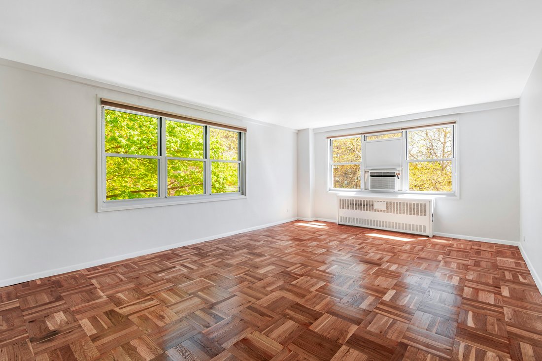 Co Op in New York, New York, United States 4 - 17737657