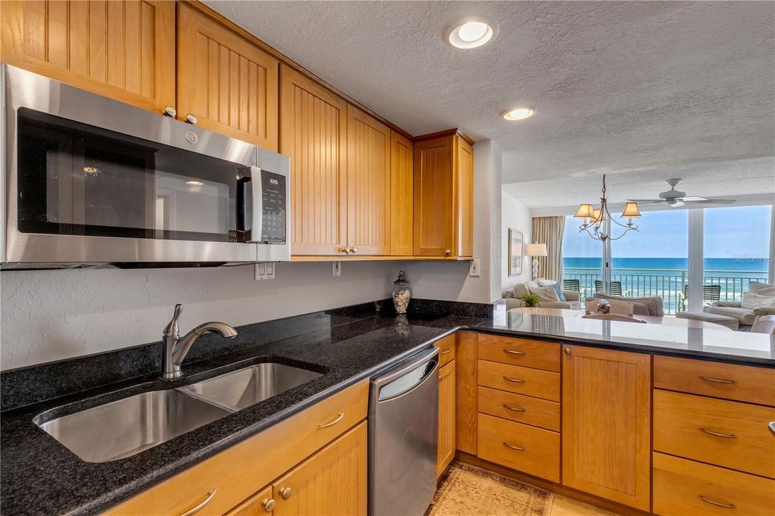 Condo in New Smyrna Beach, Florida, United States 5 - 17940683