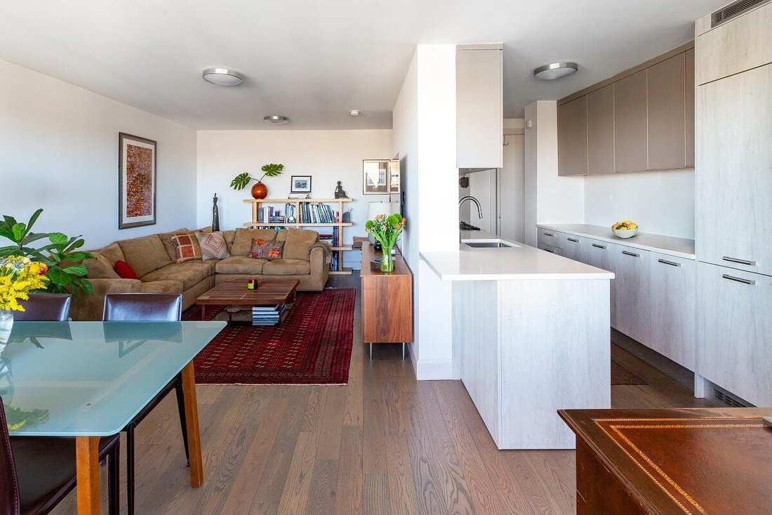 Condo in New York, New York, United States 2 - 17708440