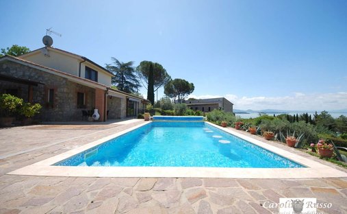 Villa a Passignano sul Trasimeno, Umbria, Italia 1