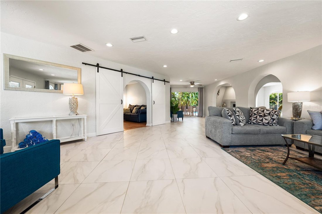 House in Sarasota, Florida, United States 4 - 17928946