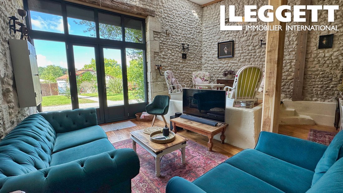 House in Saint-Romain, Nouvelle-Aquitaine, France 4 - 17935249