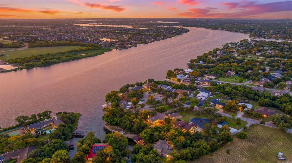 House in Granbury, Texas, United States 1 - 17937286