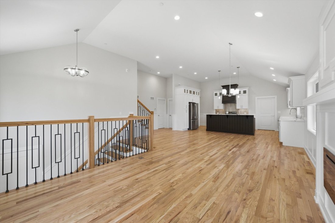 House in Bridgeview, Illinois, United States 2 - 17940758