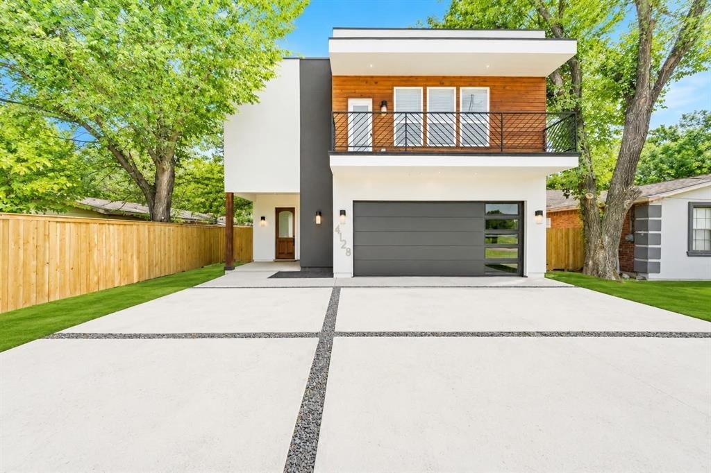 House in Dallas, Texas, United States 1 - 17942488