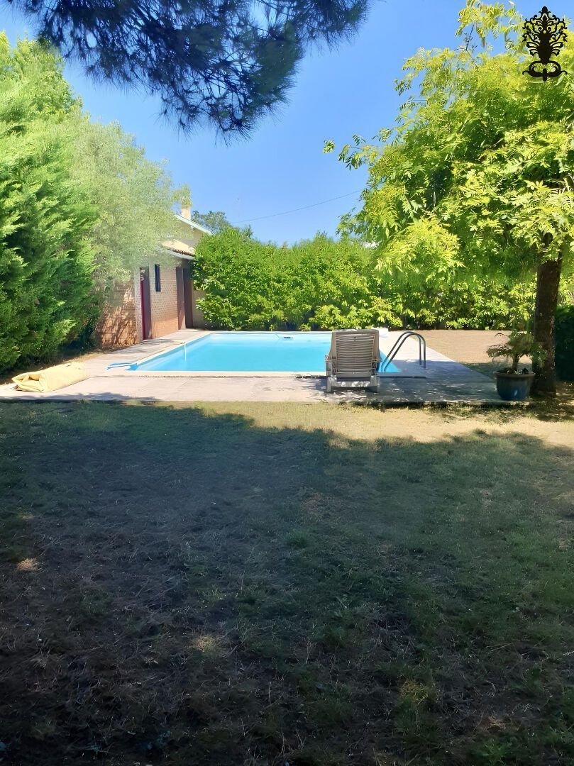 House in Loustalot, Gradignan, France 4 - 16012950