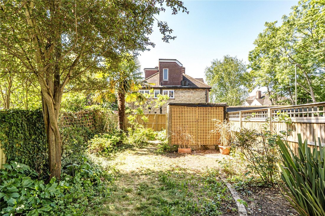 House in Barnet, England 5 - 17940498