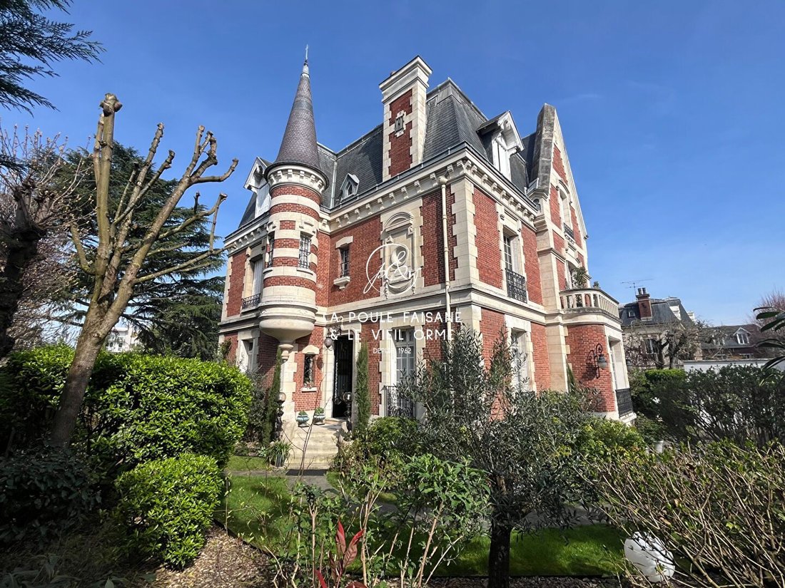 House in Mantes-la-Jolie, Ile-de-France, France 1 - 16947668