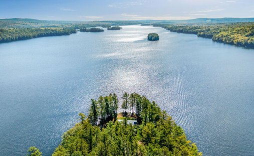 House in Mount Vernon, Maine, United States 1