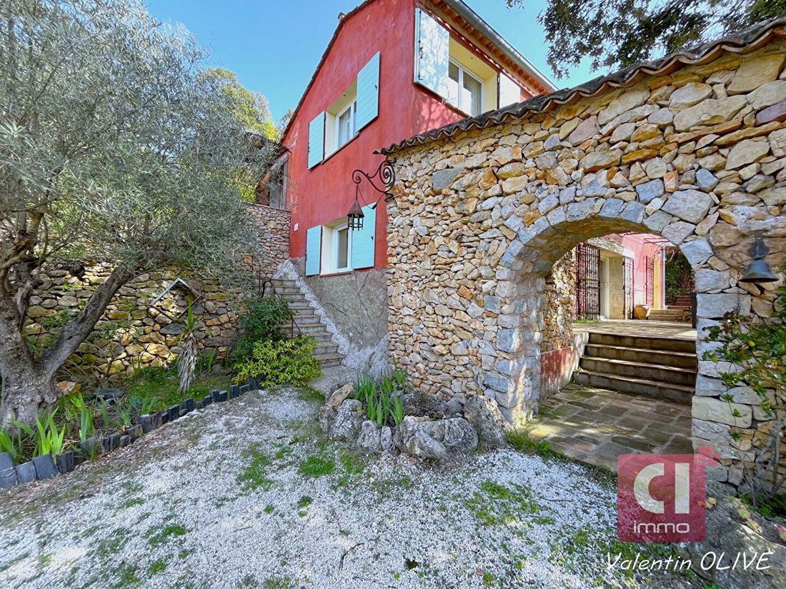 House in Cabasse, Provence-Alpes-Côte d'Azur, France 1 - 17360598