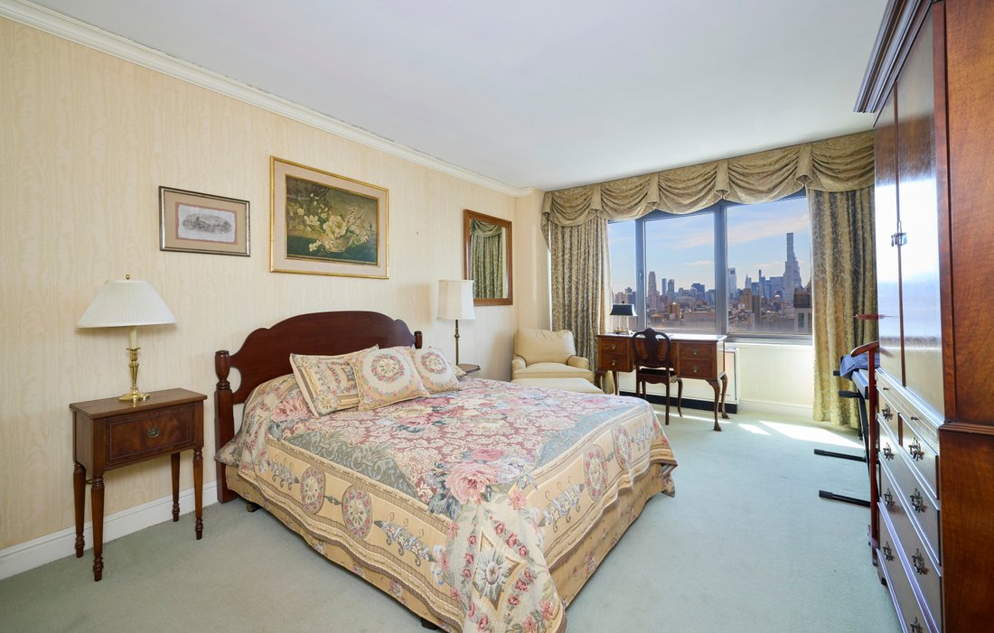 Co Op in New York, New York, United States 5 - 17748728