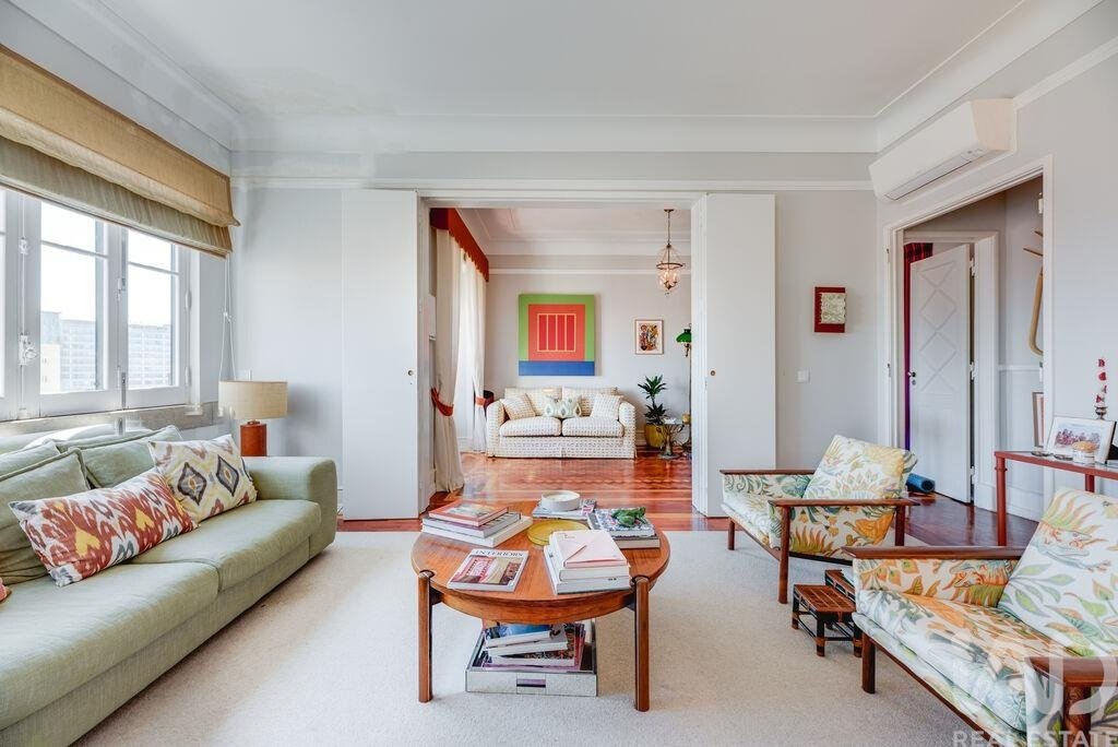 Apartment in Avenidas Novas, Lisbon, Portugal 2 - 17938561